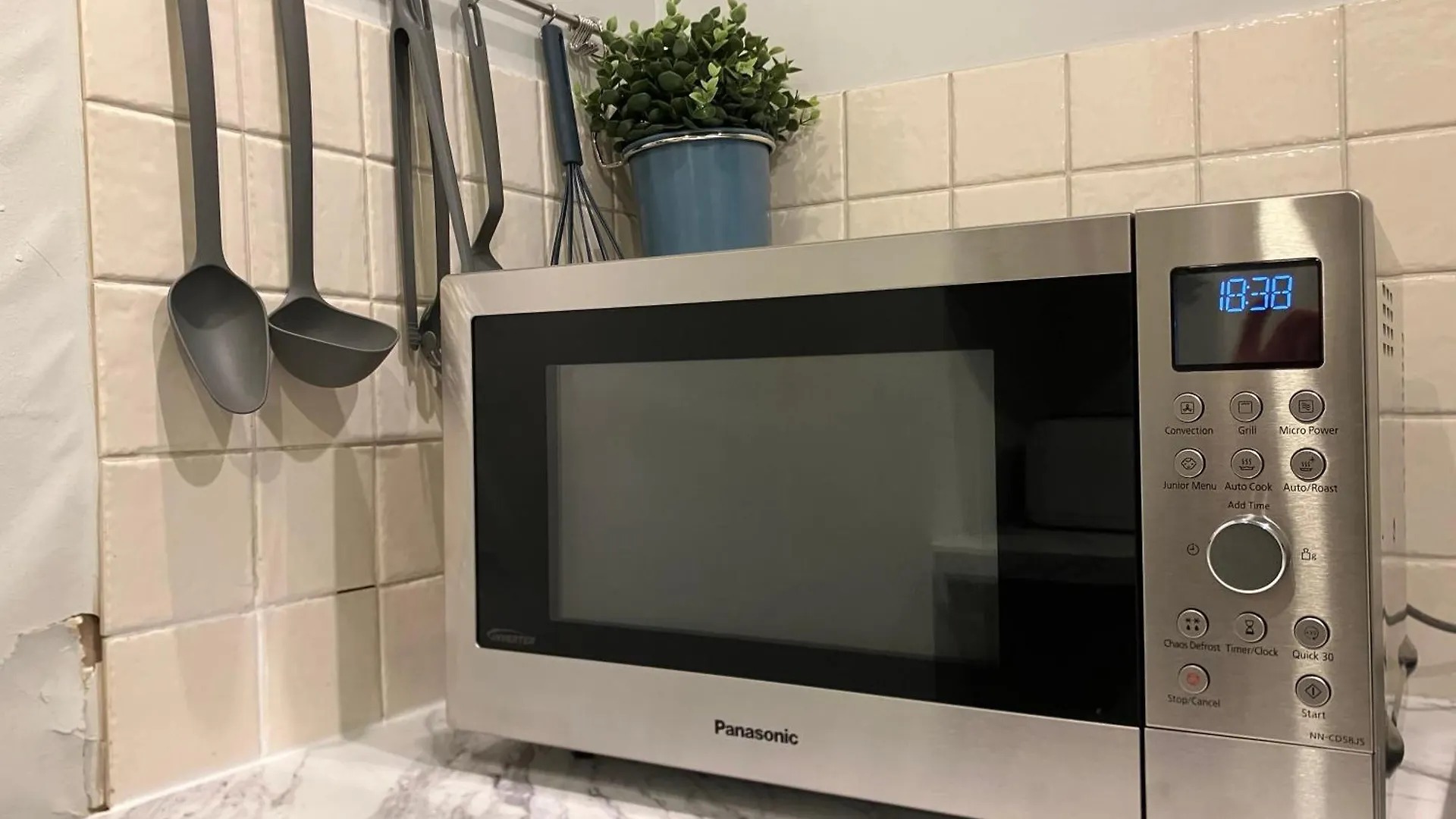 Spacious Apartment In Central Edinburgh